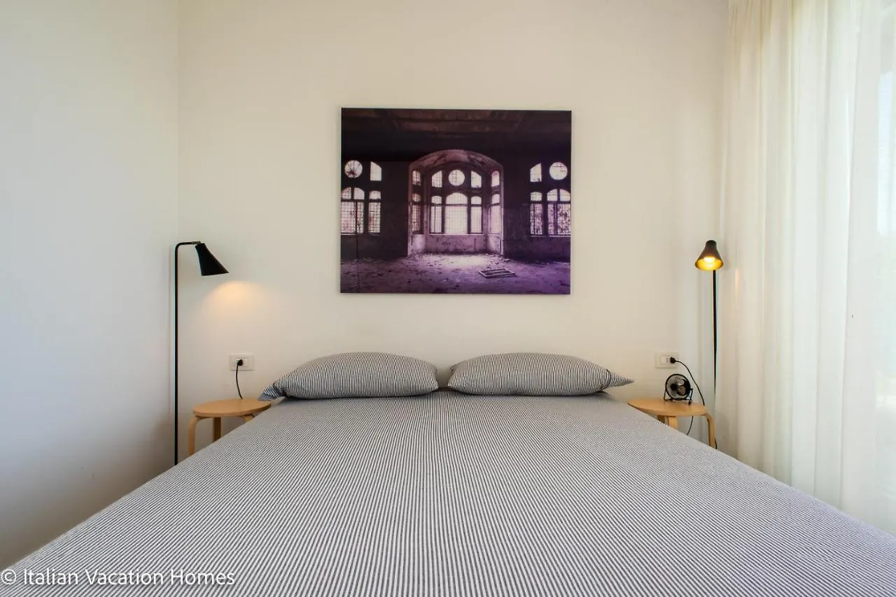 度假居 Italian Vacation Homes - Panoramic Villa Parzanica 意大利