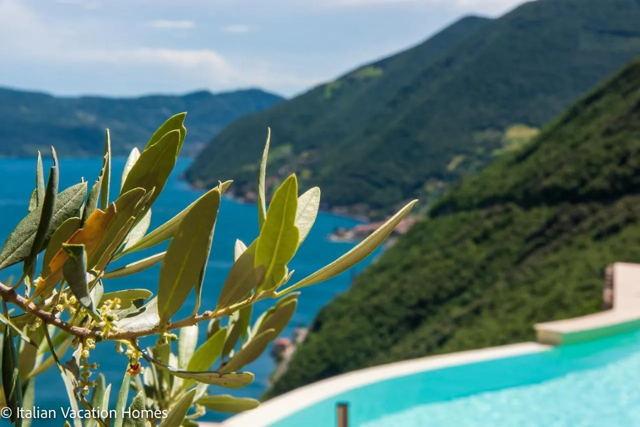 Italian Vacation Homes - Panoramic Villa Parzanica 意大利