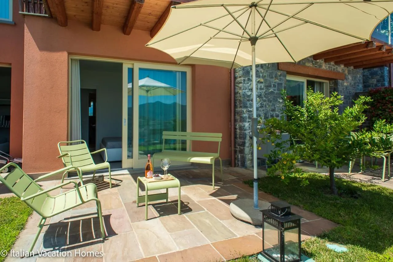 Italian Vacation Homes - Panoramic Villa Parzanica 0*,  意大利