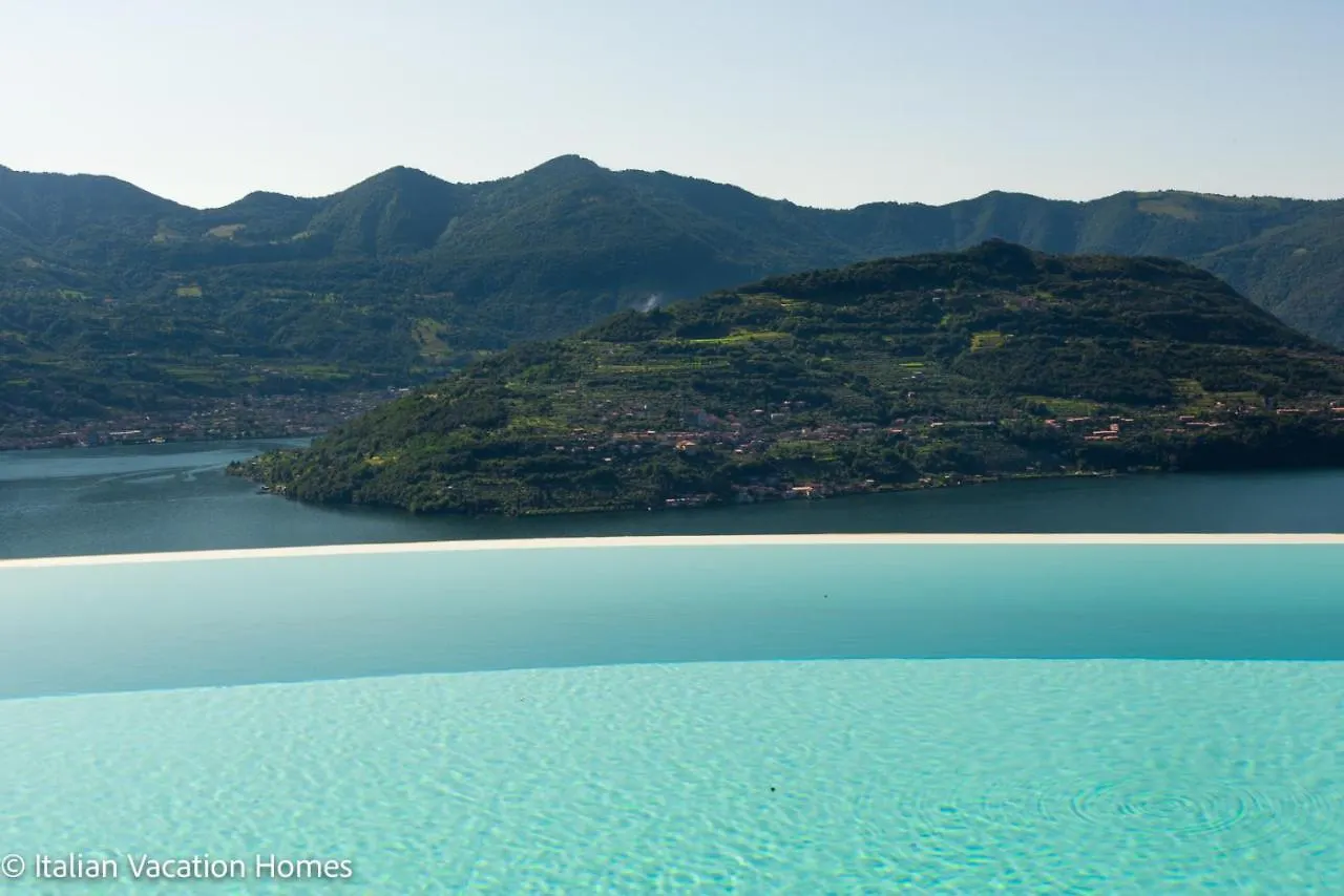 Italian Vacation Homes - Panoramic Villa Parzanica 度假居